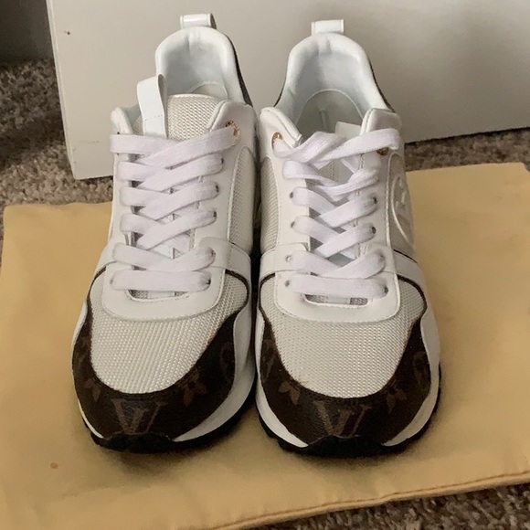 Louis Vuitton shoes size 6 - Picture 3 of 4